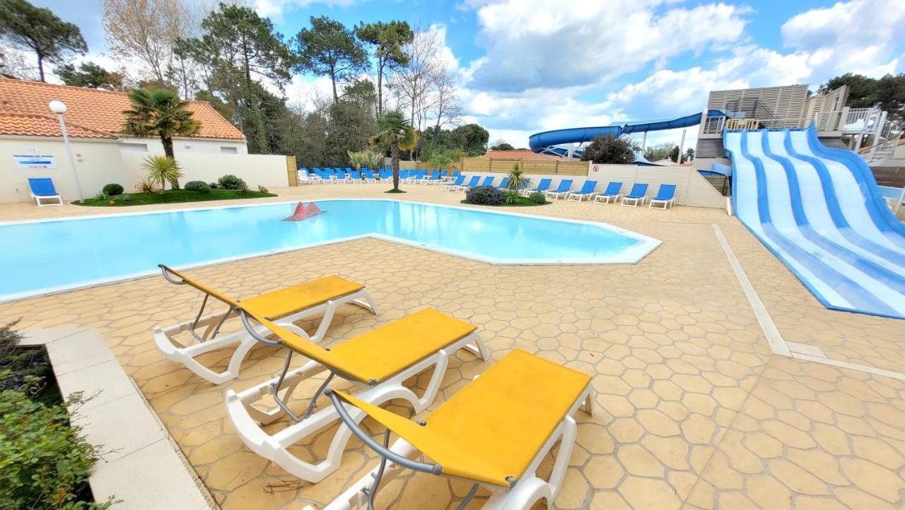 생장드몽 Belles Vacances En Bord De Mer Dans Camping 4 Etoiles 빌라 외부 사진