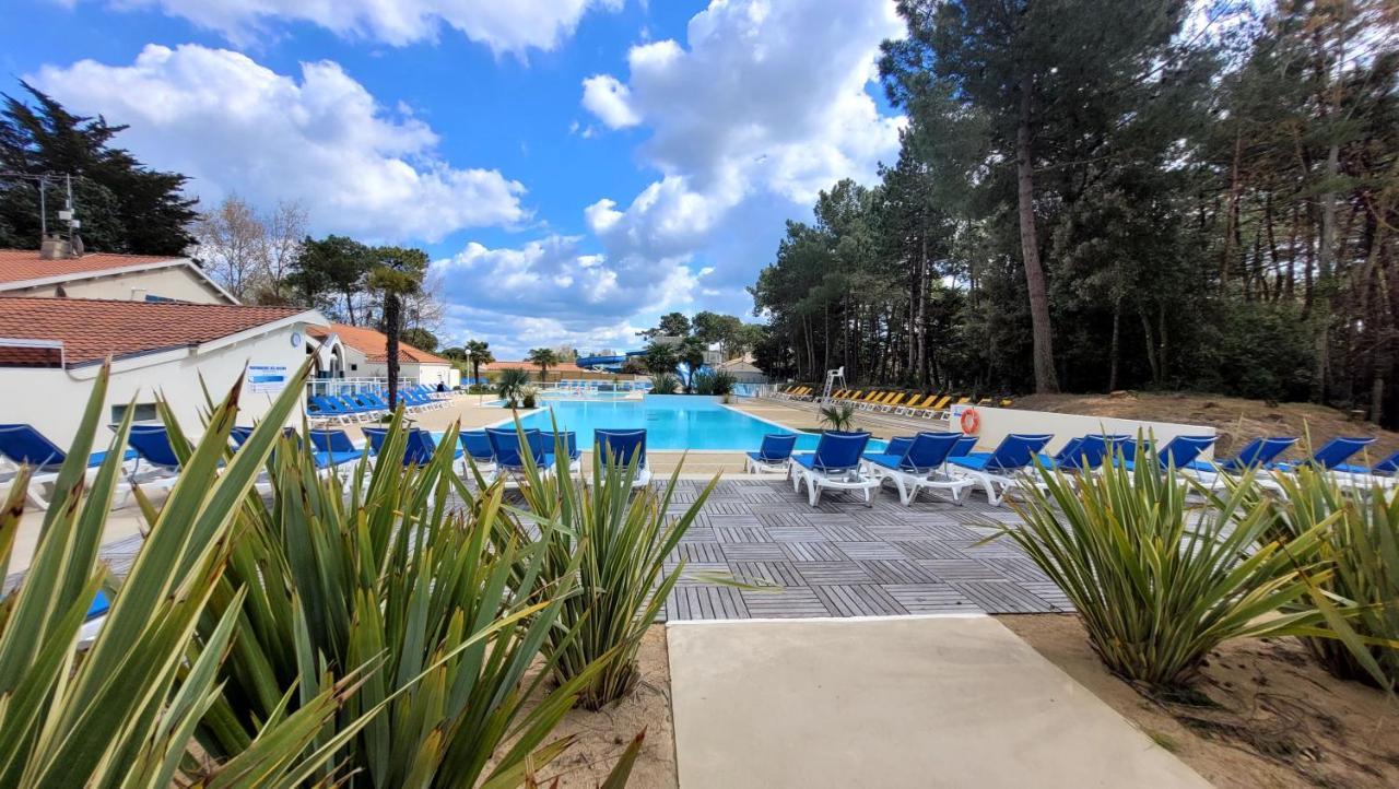 생장드몽 Belles Vacances En Bord De Mer Dans Camping 4 Etoiles 빌라 외부 사진