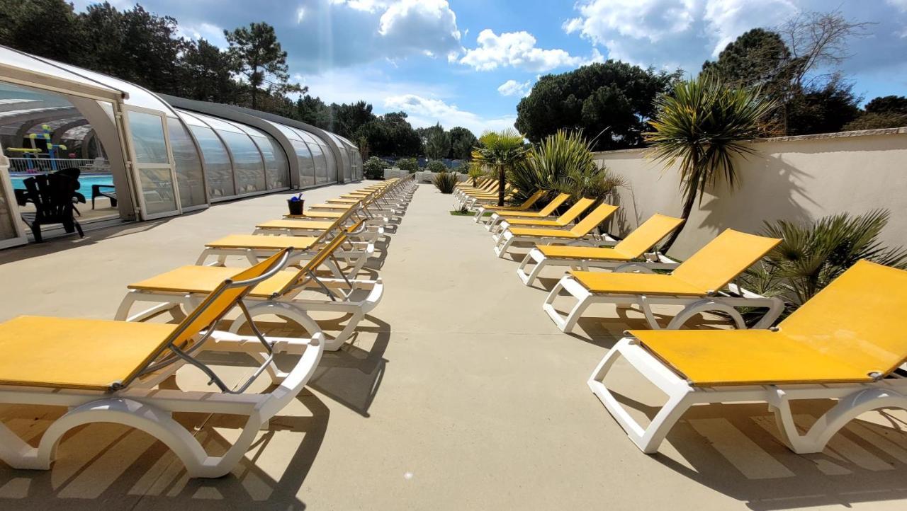 생장드몽 Belles Vacances En Bord De Mer Dans Camping 4 Etoiles 빌라 외부 사진